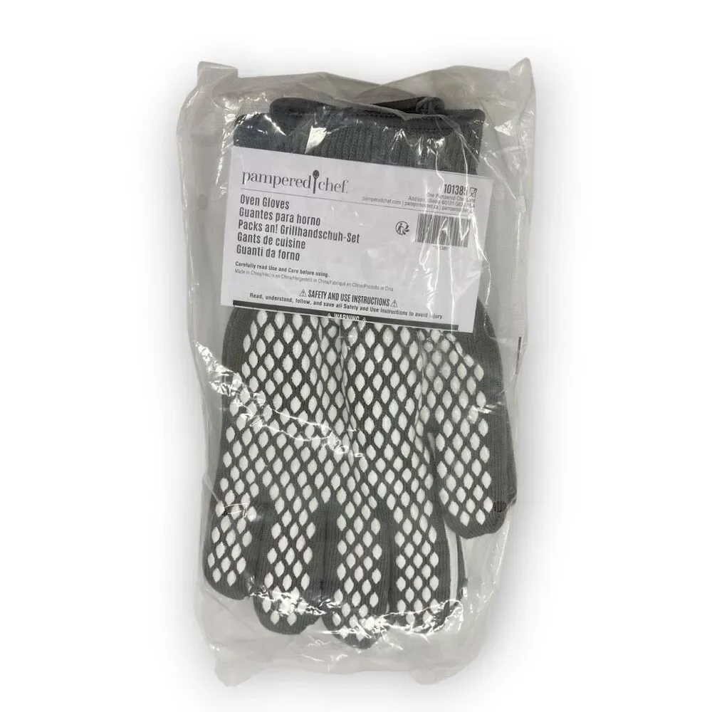 Pampered Chef Oven Gloves Mitts Gray One Size New In Package Unused